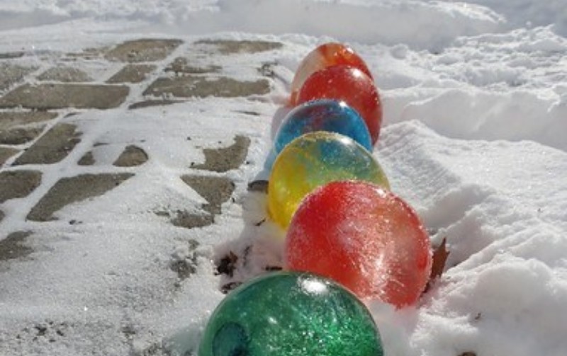 water balloon ice art project