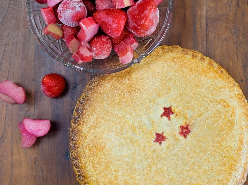 strawberry rhubarb pie from papa c pies