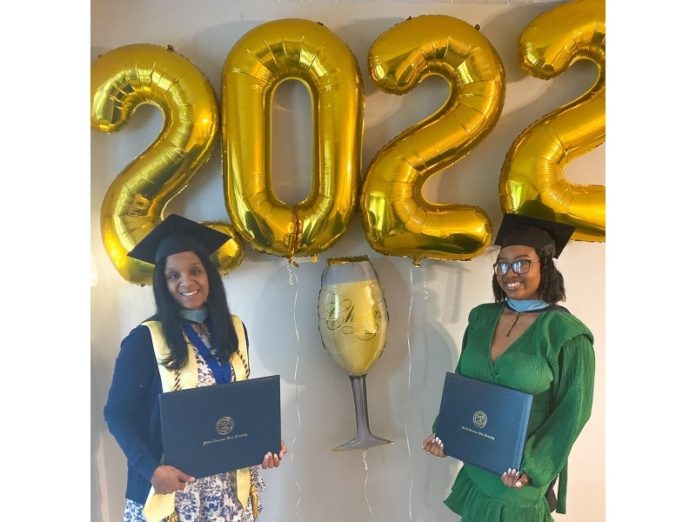 Mother-Daughter-MTSU-College-of-Education-Online-Grads