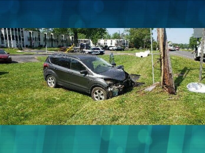 Woman Injured in Murfreesboro Car Crash