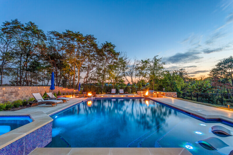 Include These Luxury Pool Features That Celebrities Love in Your Pool Design