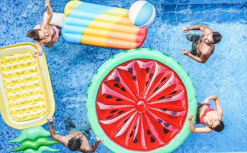 How to Host the Perfect Labor Day Pool Party