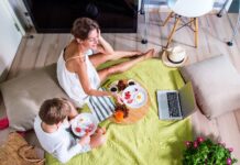 Summer Streaming & Gaming: Get the Most from Your Connection Practical tips to optimize your home entertainment network this summer